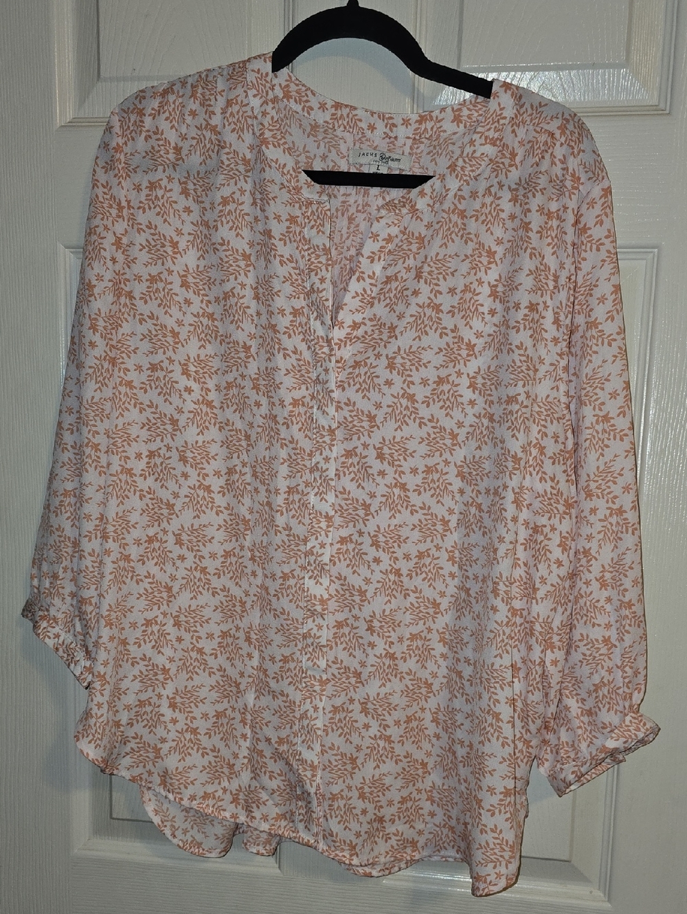 Light Peach Floral Split-Neck Blouse - Women's Relaxed Fit